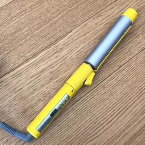 Drybar 3-day bender curling iron